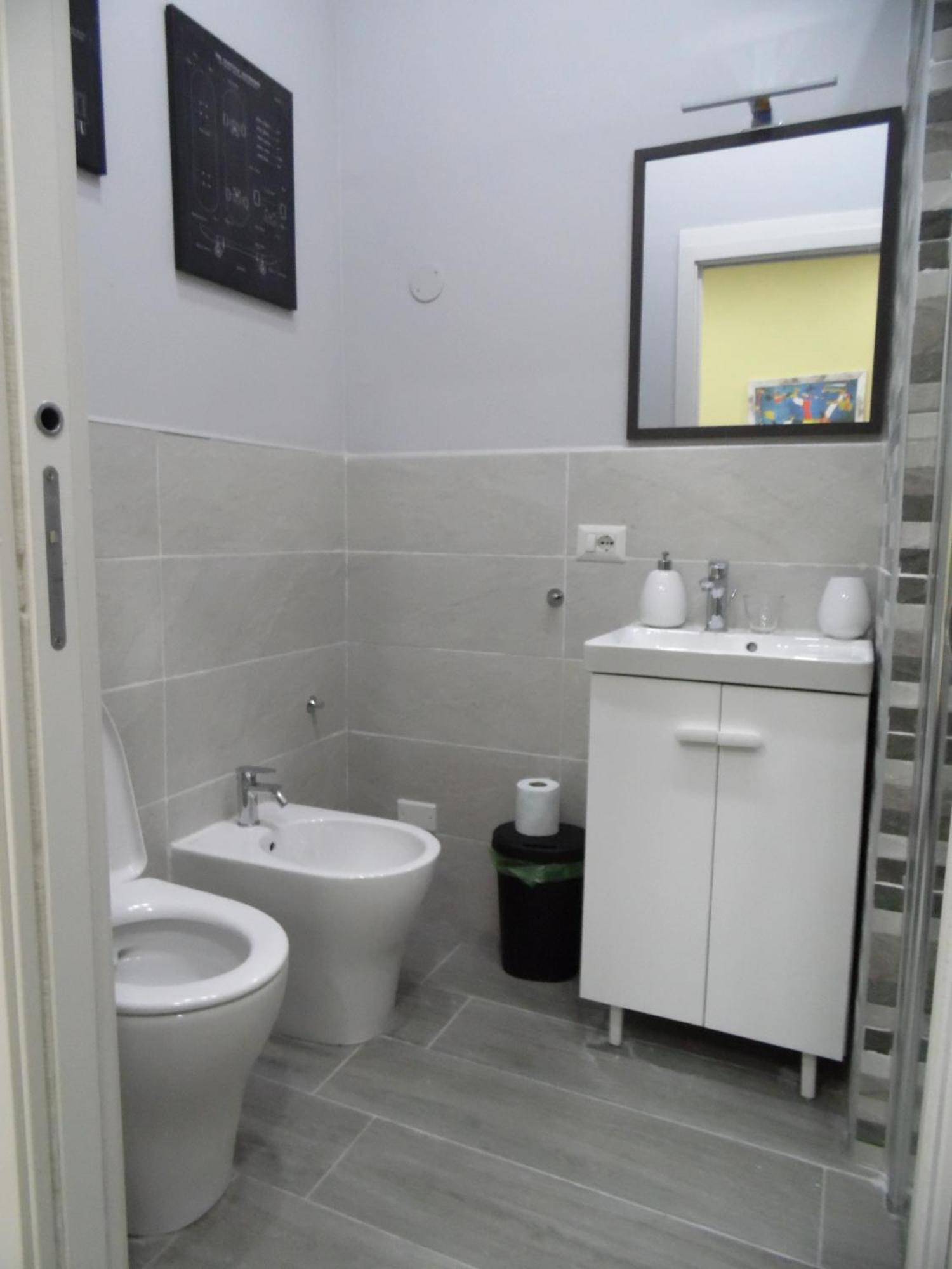 Mithra Apartment Centro Storico 那不勒斯 外观 照片